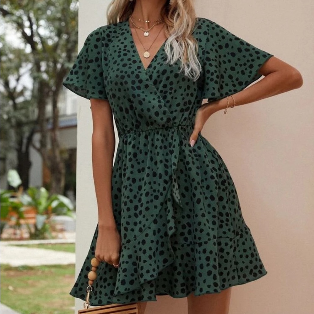 Shein black and green dress
